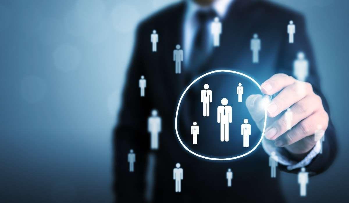 ค้นหาบุคลากรยอดเยี่ยม สร้างทีมแข็งแกร่ง